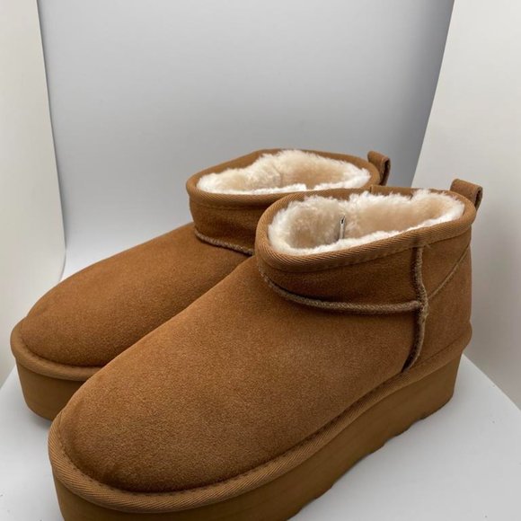 CUSHIONAIRE Women's COZY Genuine Suede pull on platform boot CHESTNUT 8.5 - Picture 2 of 6